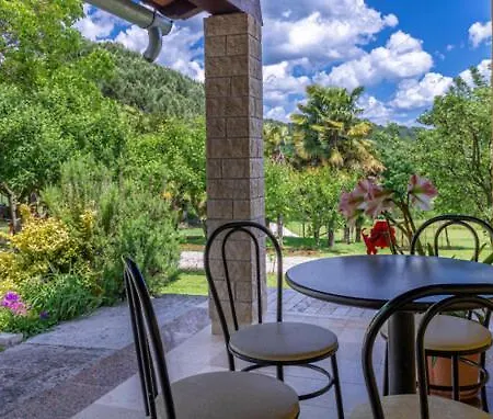 Antonio موتوفون